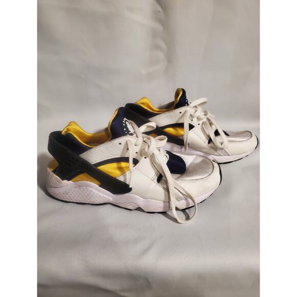 Nike Air Huarache Michigan DD1068-107 White /Varsity Maize/Blue Retro.s49 main image 4